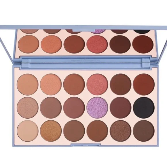 Eyeshadow Palette - Multi-Color - Picture 2 of 5